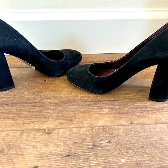 BCBG Generation Heels - Picture 5 of 8